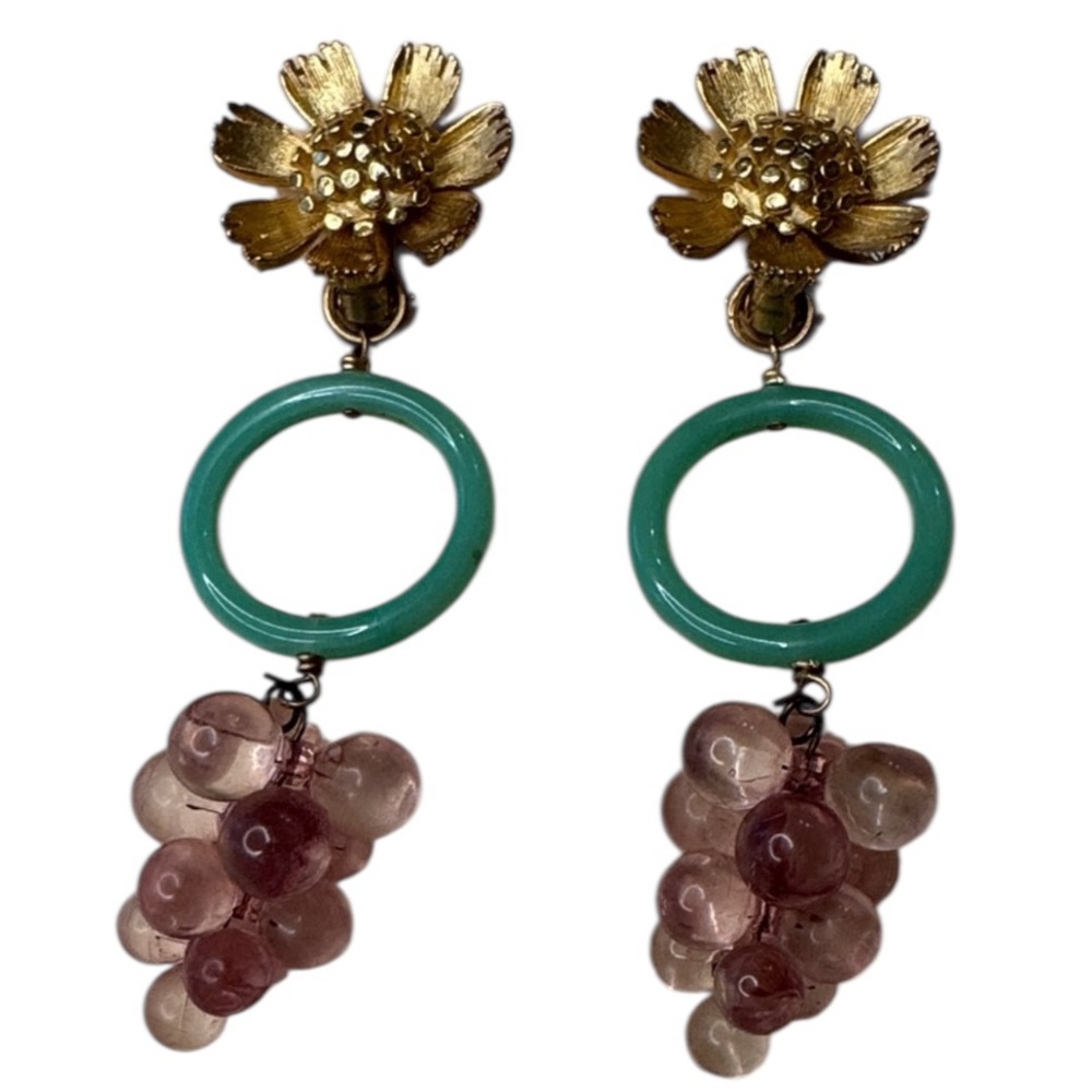 B.S.K. Vintage Clip On Jade Amethyst Grapes Floral